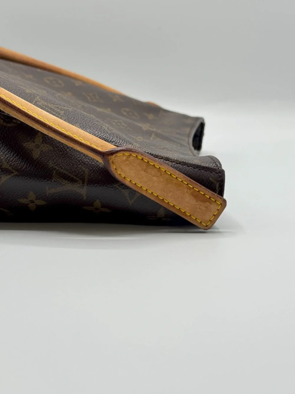 Louis Vuitton authentic louis